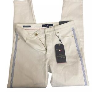 Tommy Hilfiger White Jeans with Blue Accents